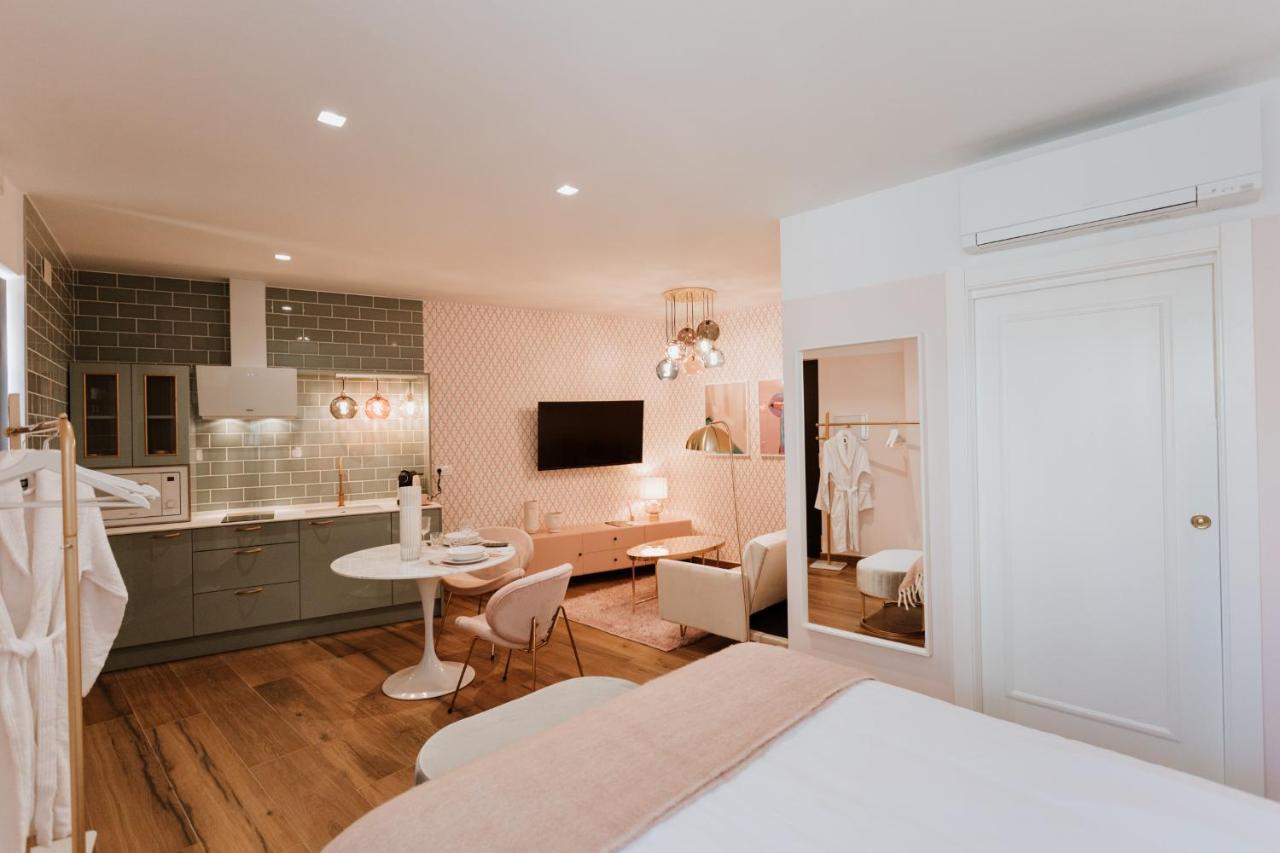 Apartamentos Boutique Heritage San Martín de Trevejo Eksteriør billede